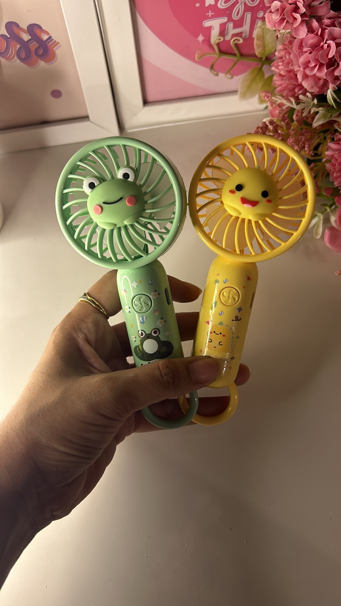 Animal themed Handheld fans
