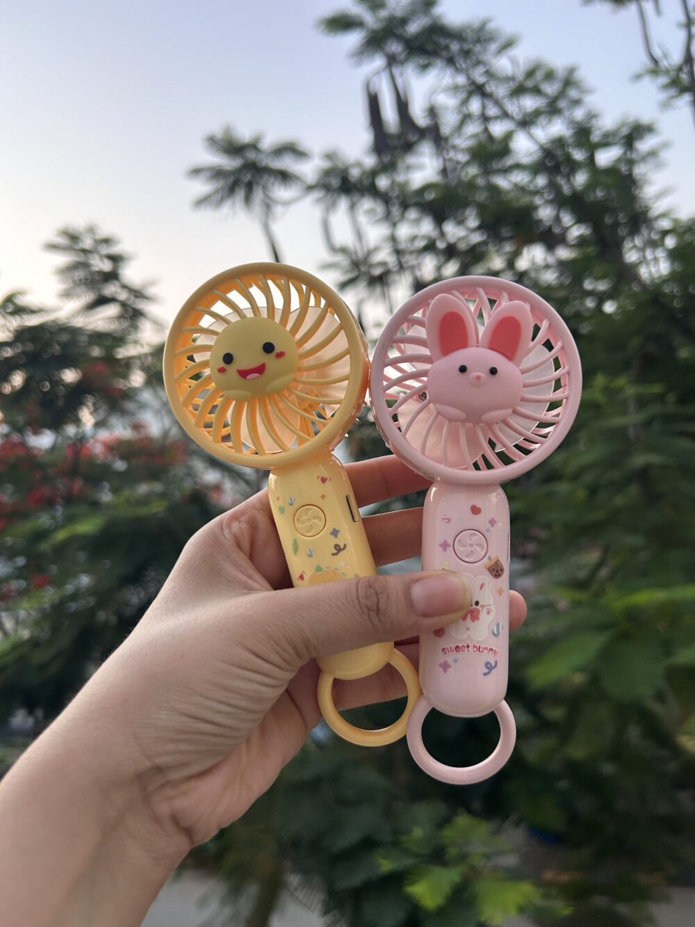 Animal themed Handheld fans