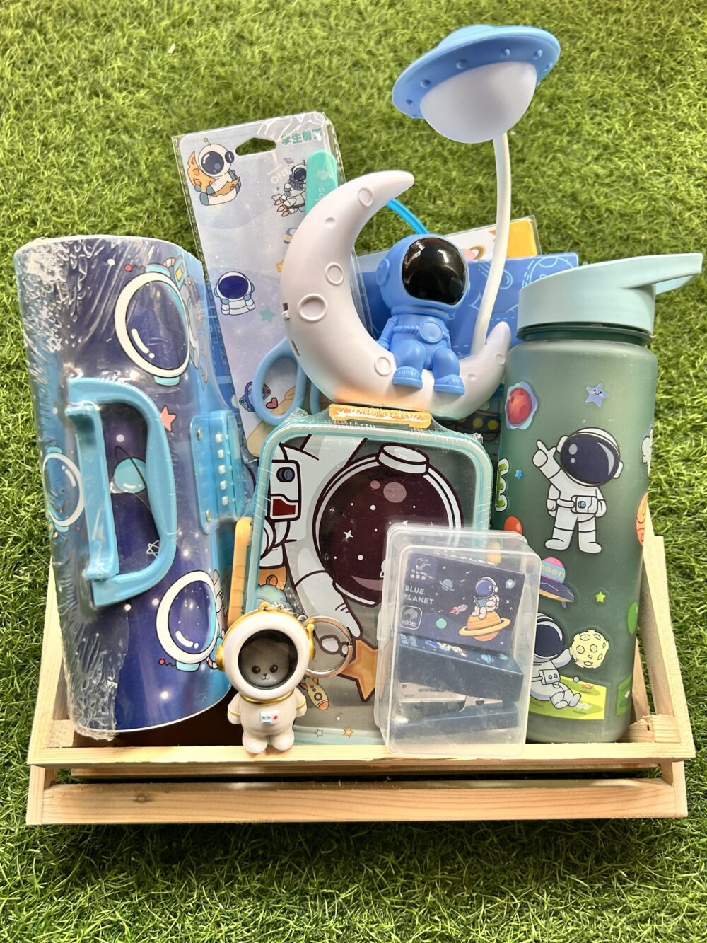 SPACE THEMED HAMPER