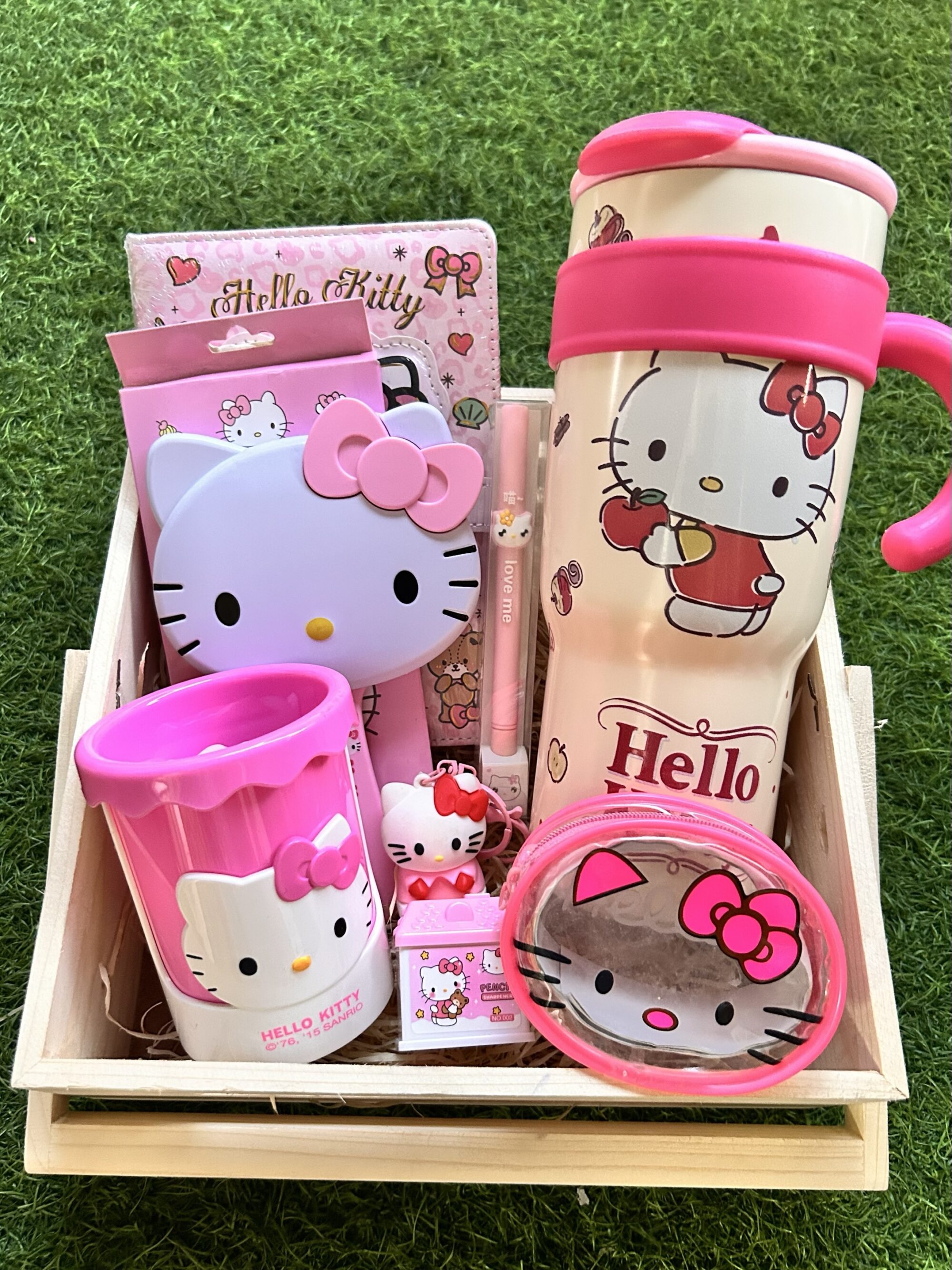 Hello Kitty hamper